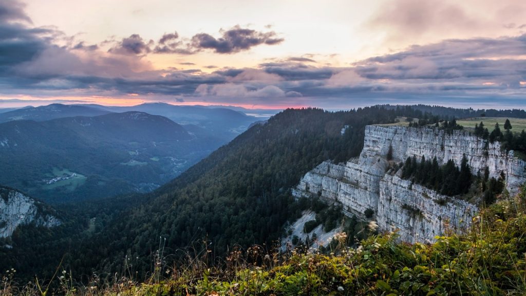 Offrez-vous une expérience unique en cabane de standing avec spa et sauna en pleine nature