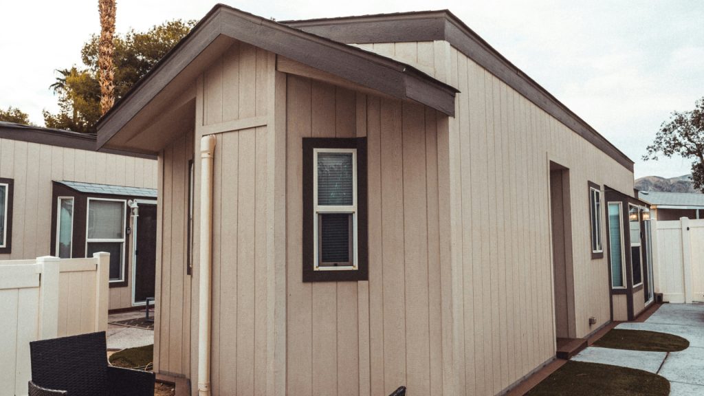 Guide pour choisir son mobil-home d'occasion sur terrain de camping